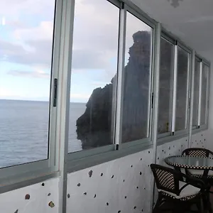 On The And Ocean Sounds Apartamento